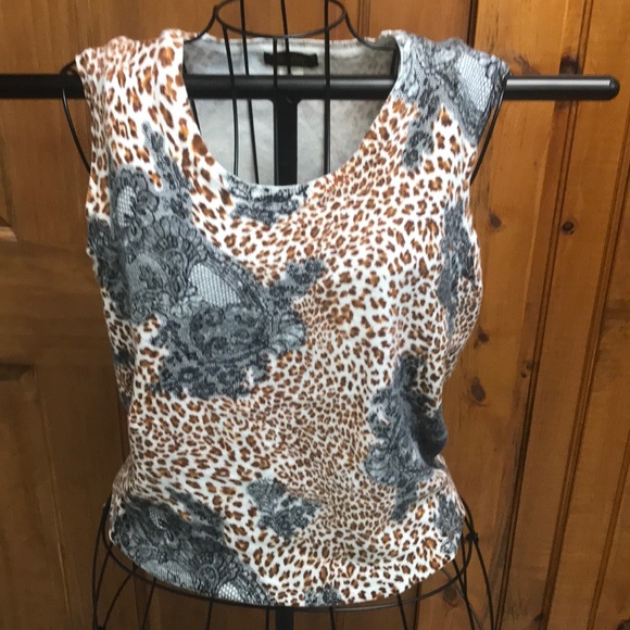 Elizabeth Animal Print Blouse - Picture 3 of 6